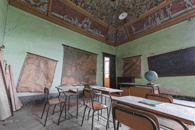 "Reprise des cours : il manquait l'envie ! Les élèves sont restés au lit... et en vie !"