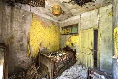 "Mise en péril (jaune)"