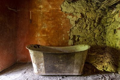 Bain de jouvence à sec, la résurgence en hypothèque...